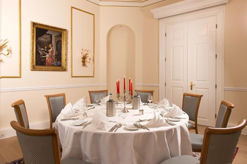 Palais Esplanade Hamburg - Adults Only Otel Restoran fotoğraf